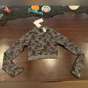 Gymshark Gray Camo Long Sleeve Crop Top